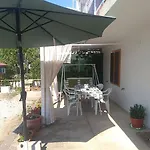Apartment Krbelica 1 Primosten